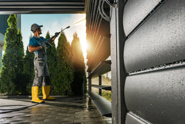 Garage Pressure Washing in Rochester, IN